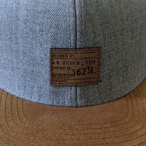 H&M cotton hat with shade brim